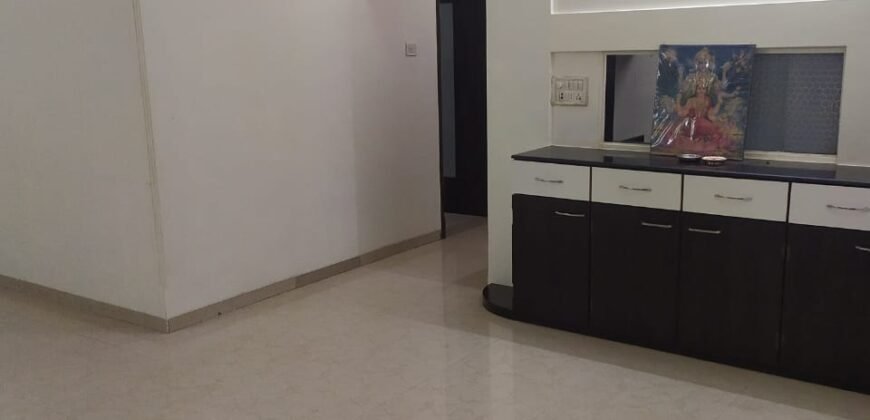 3BHK Flat for Rent in Kandivali West | Well-Maintained