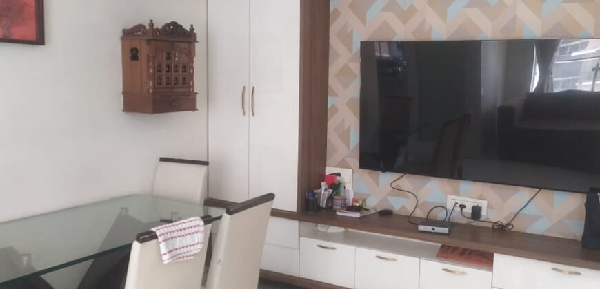 2 BHK flat for Sale in Kandivali West