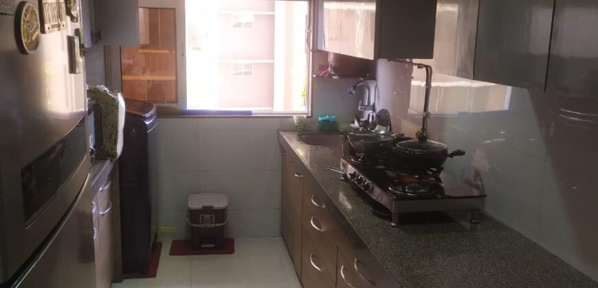 2 BHK flat for Sale in Kandivali West