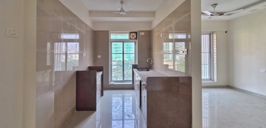 2 BHK for Sale on S.V road, Borivali West